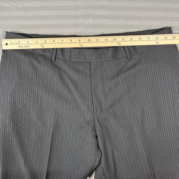 Hugo Boss Suit Mens 46 Long Gray Pinstripe Wool Two Button Jacket Pants 38x32 - Picture 16 of 16